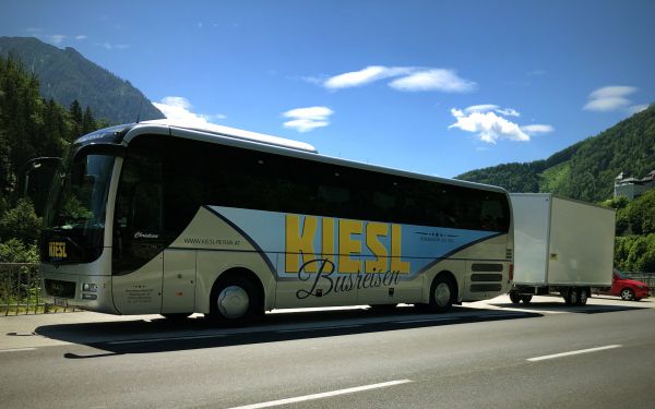busreisen-kiesl-og-img_4551-fci-iso140-vign-44-663037F10A-E21B-6AAC-C037-C1E310E86312.jpg