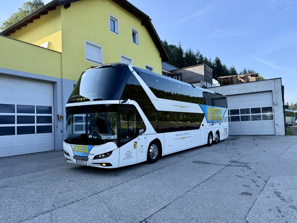 Neoplan Skyliner – BK4